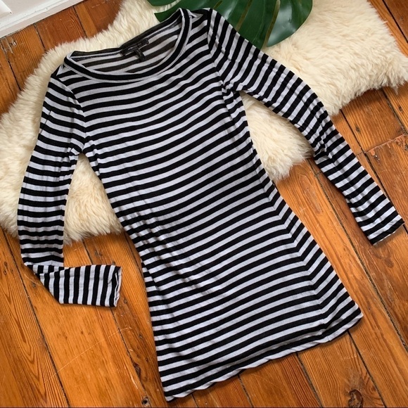 BCBGMaxAzria Striped Tunic Knit Long Sleeve Top Small S - Picture 2 of 5